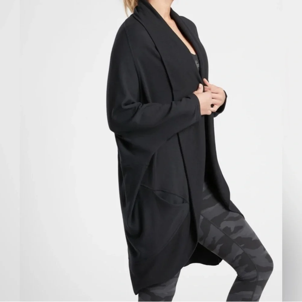 Athleta Ethereal Cocoon Wrap Sweater Black Cardigan Size XXSmall/XSmall